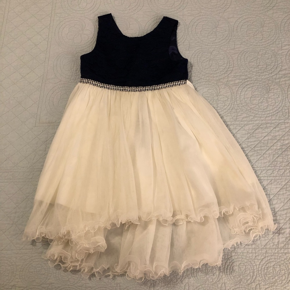 American Princess flower girl formal dress. Size 6.